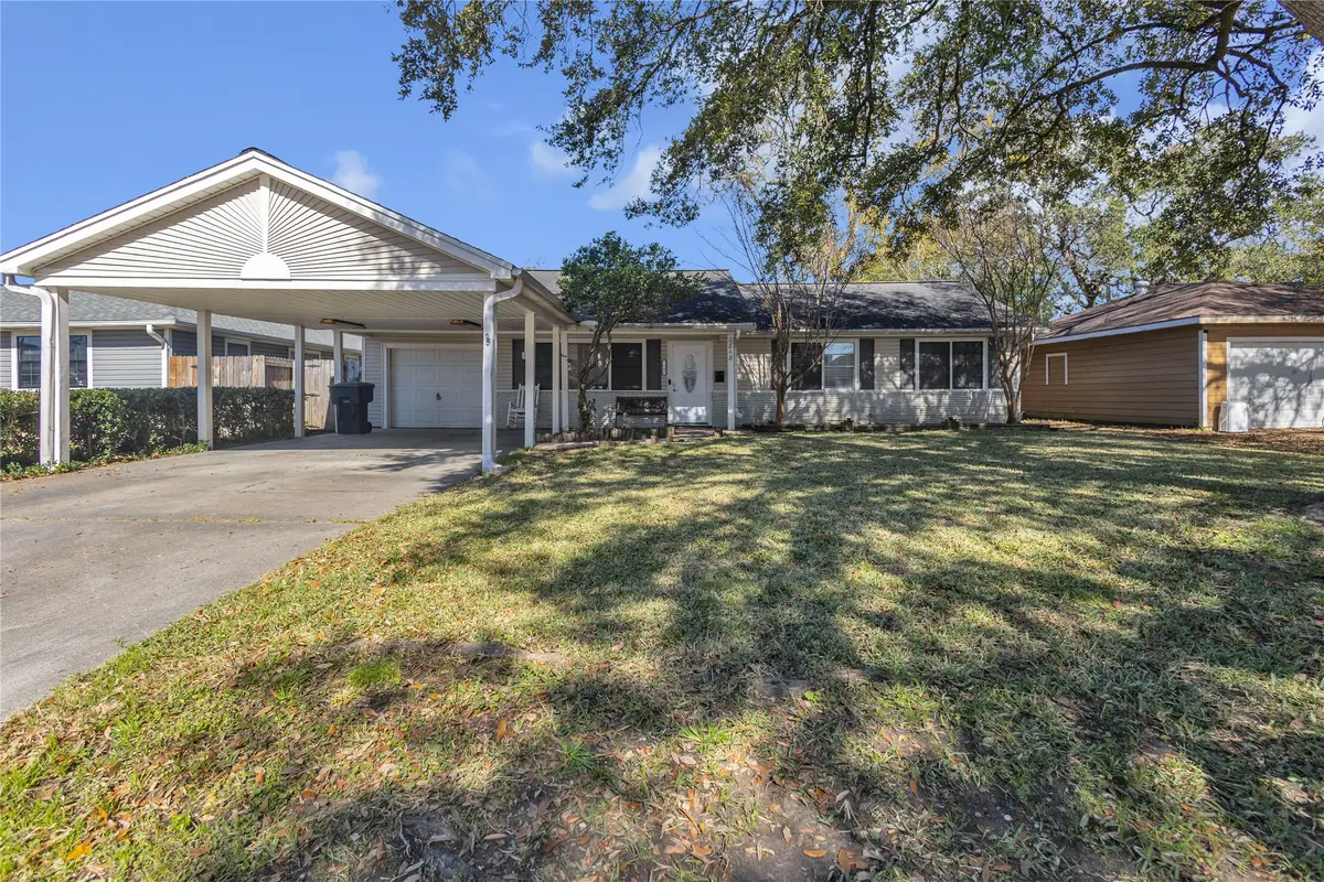 2848 Azalea Lane, Groves, TX 77619 - #1