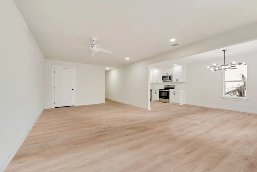 1553 Harris Court, Dallas, TX 75223 - Image #3