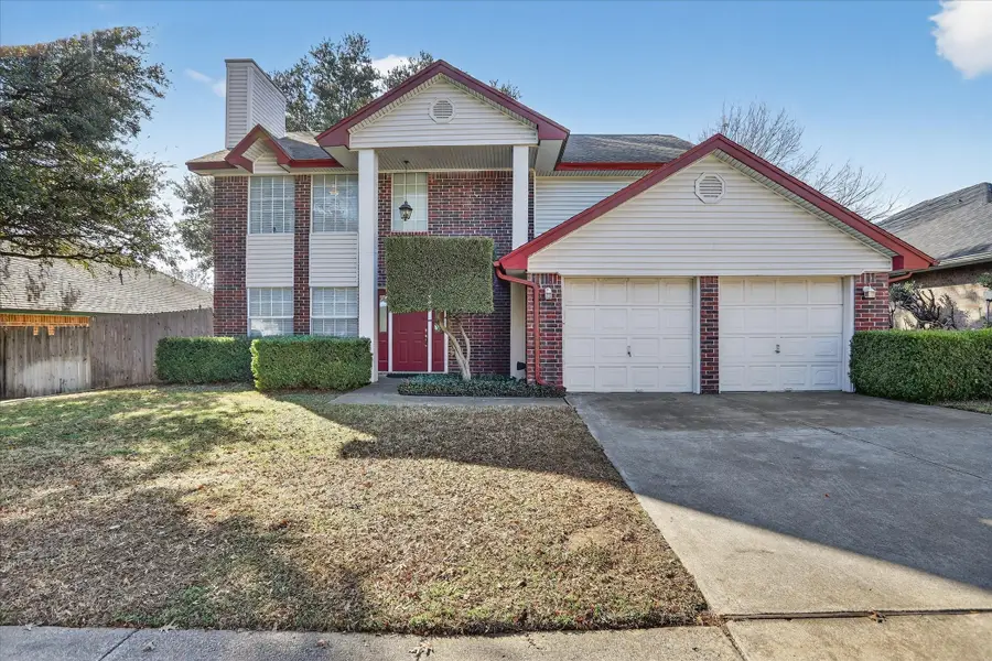 1017 Parkhill Avenue, Saginaw, TX 76179 - #3