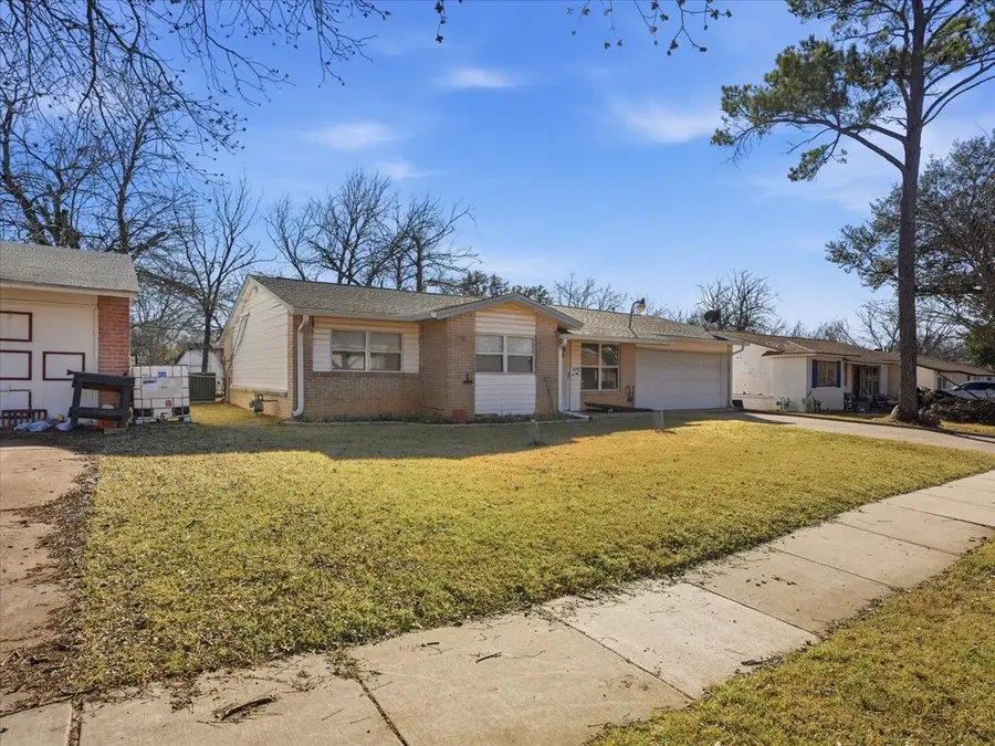 1012 Glynn Oaks Drive, Arlington, TX 76010 - #3