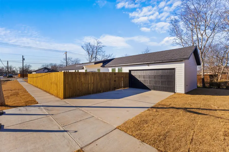 2621 College Street, Greenville, TX 75401 - #3