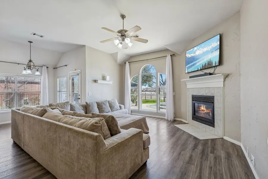 6713 Alderbrook Drive, Denton, TX 76210 - #2