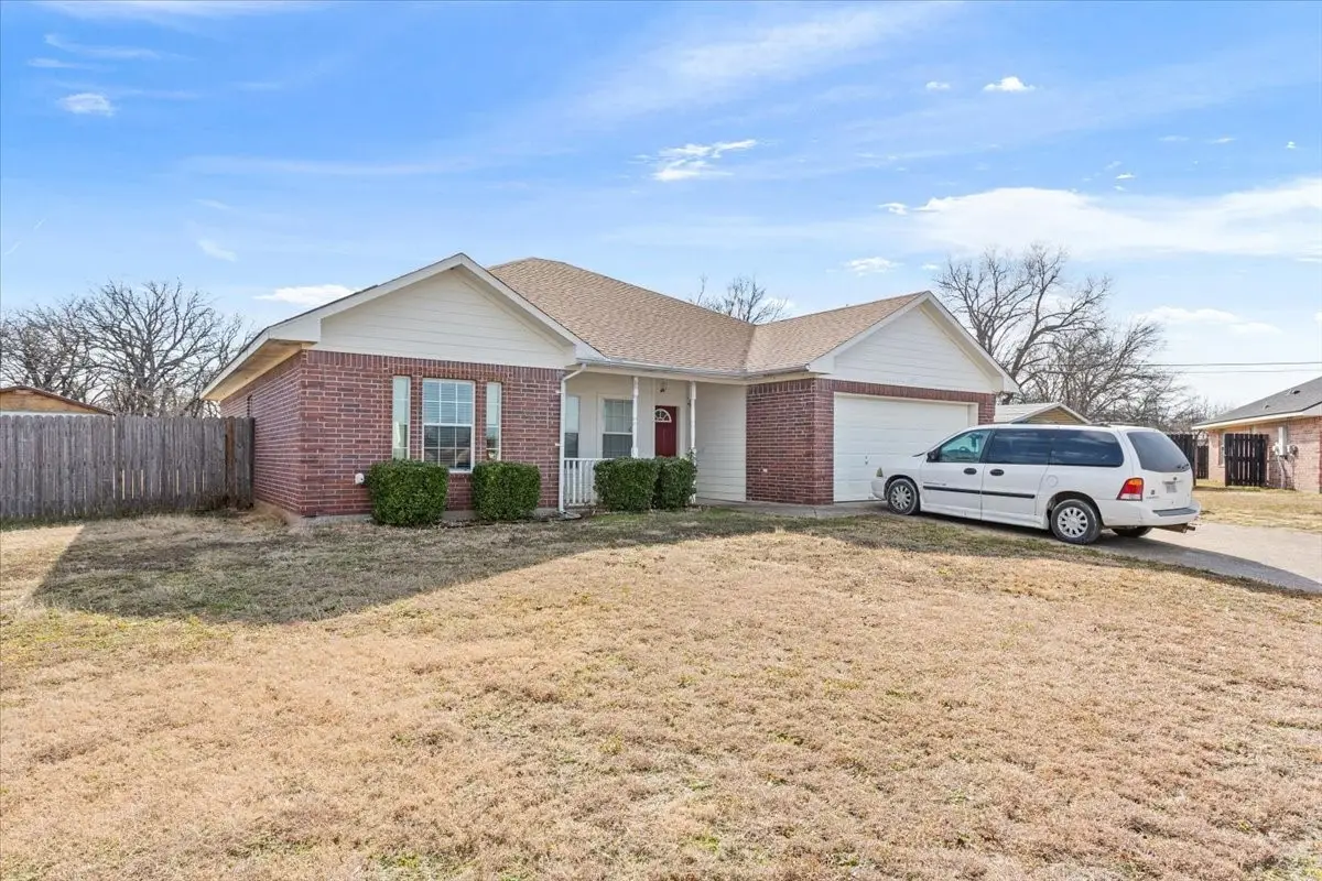 400 Wildcat Drive, Lacy Lakeview, TX 76705 - #1