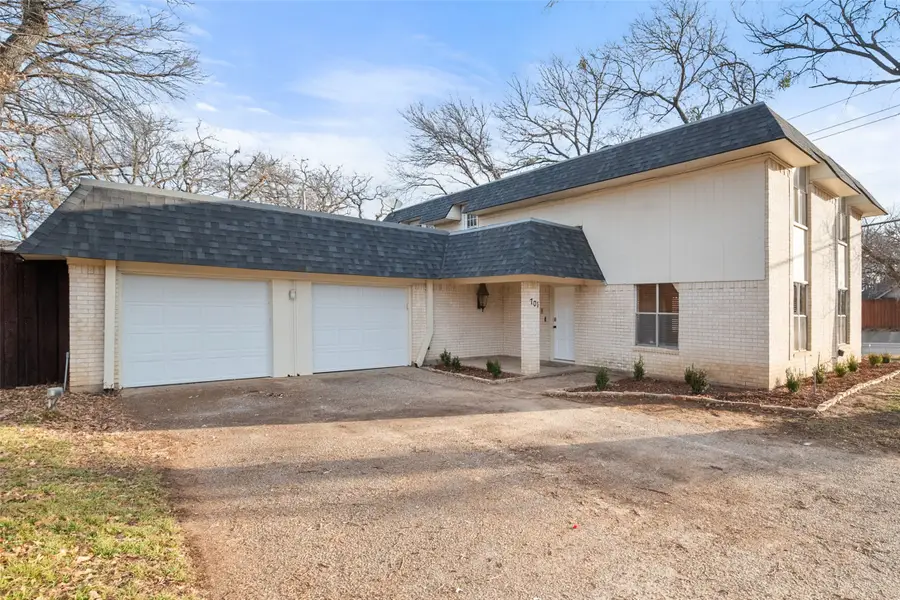 701 Rocky Canyon Road, Arlington, TX 76012 - Image #2
