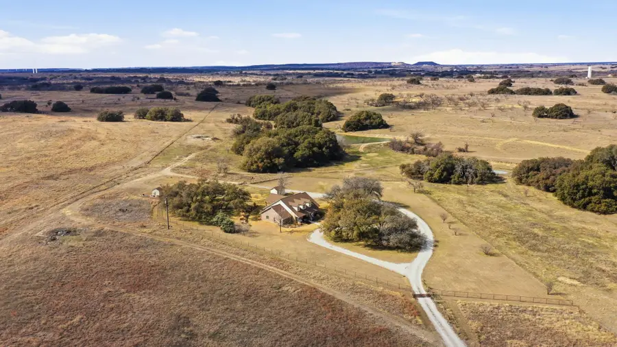 416 Highway 590, Comanche, TX 76442 - #2