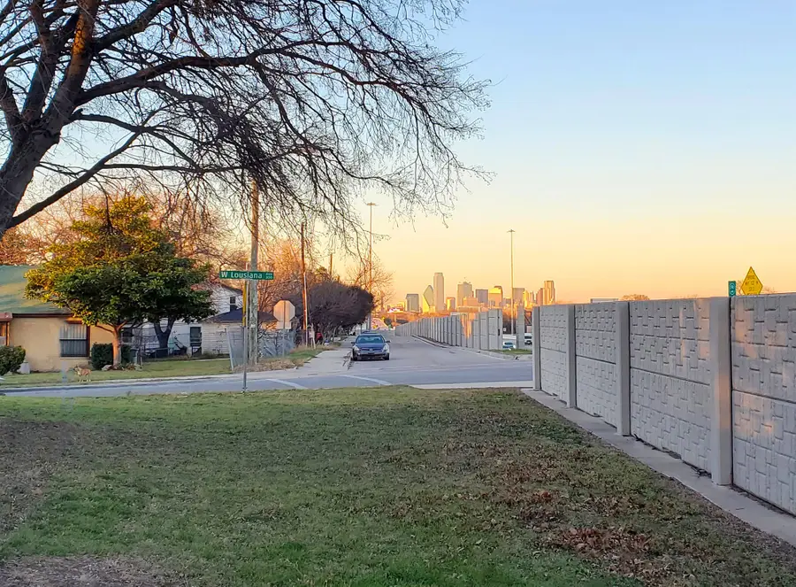 322 W Louisiana Avenue, Dallas, TX 75224 - #2