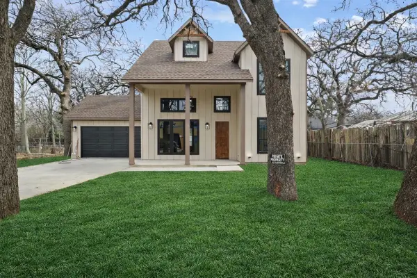 5625 Mahaney Place, Forest Hill, TX 76119