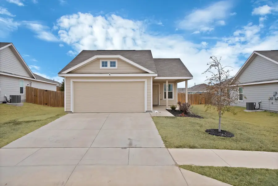 2732 Evening Side Court, Fort Worth, TX 76179 - Image #2