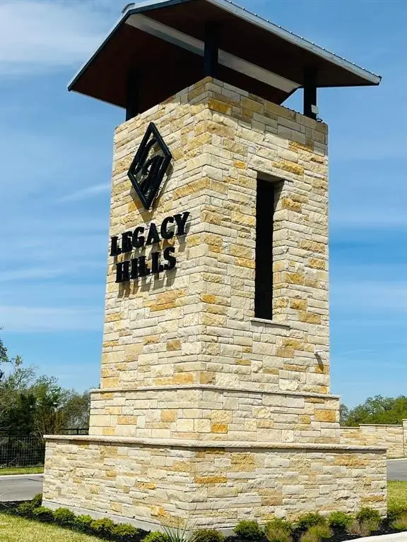 413 E E Flying Owl Drive, Johnson City, TX 78636