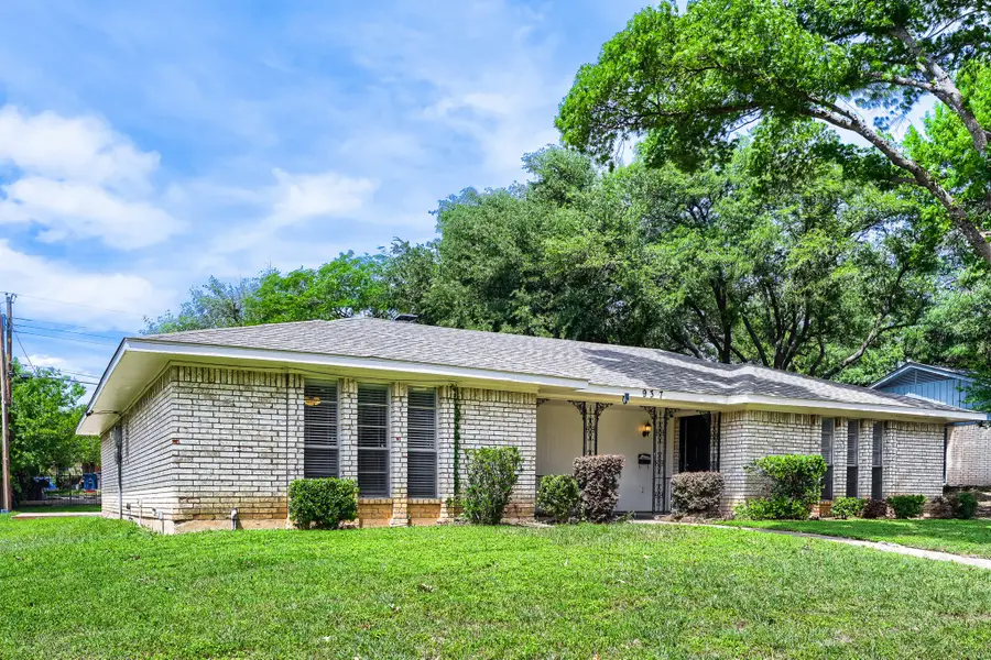 937 Birchwood Drive, Lancaster, TX 75146 - #2