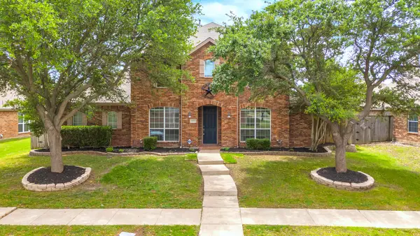 8002 Westover Drive, Rowlett, TX 75089