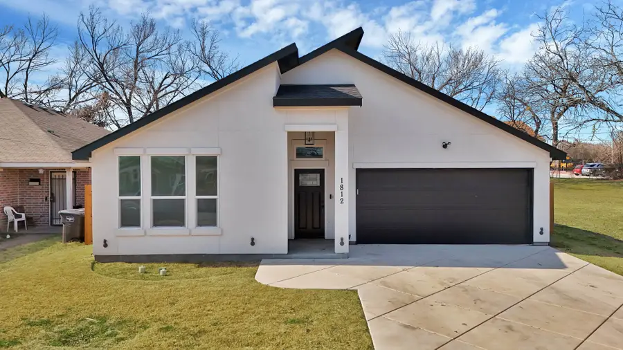 1812 Dillard Street, Fort Worth, TX 76105 - Image #2