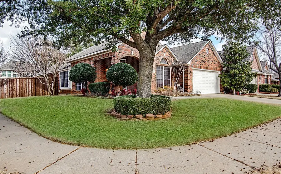 2325 Point Star Drive, Arlington, TX 76001 - Image #2