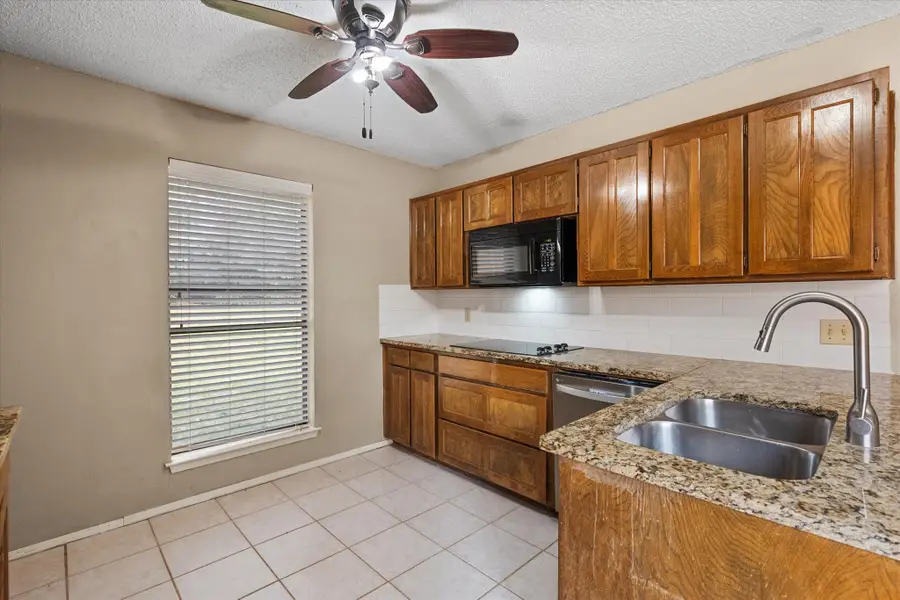 5723 Sage Bloom Drive, Arlington, TX 76017 - #3