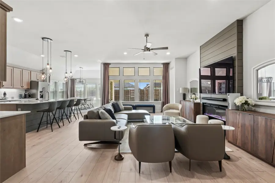 452 Leopold, Waxahachie, TX 75165 - #2