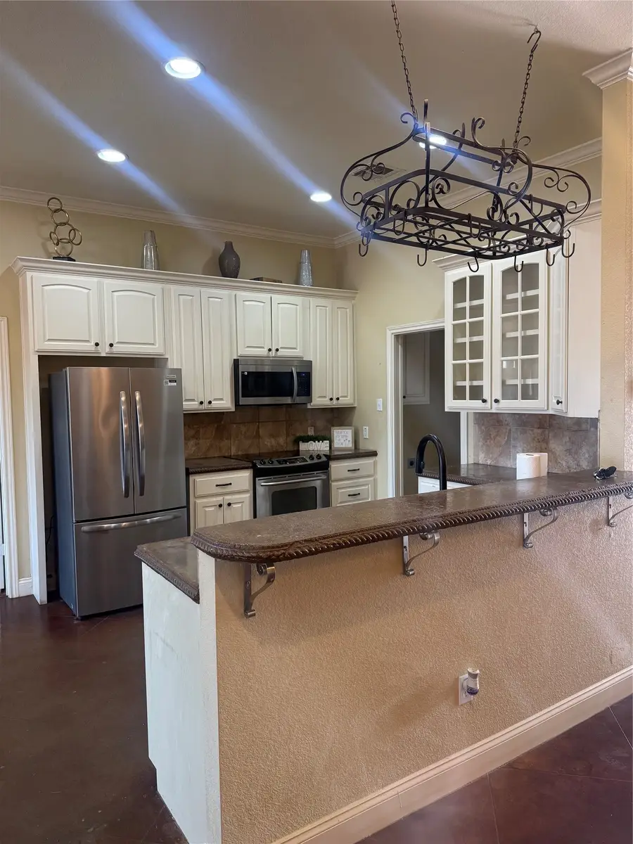 2524 Riders Way, Woodway, TX 76712 - #3