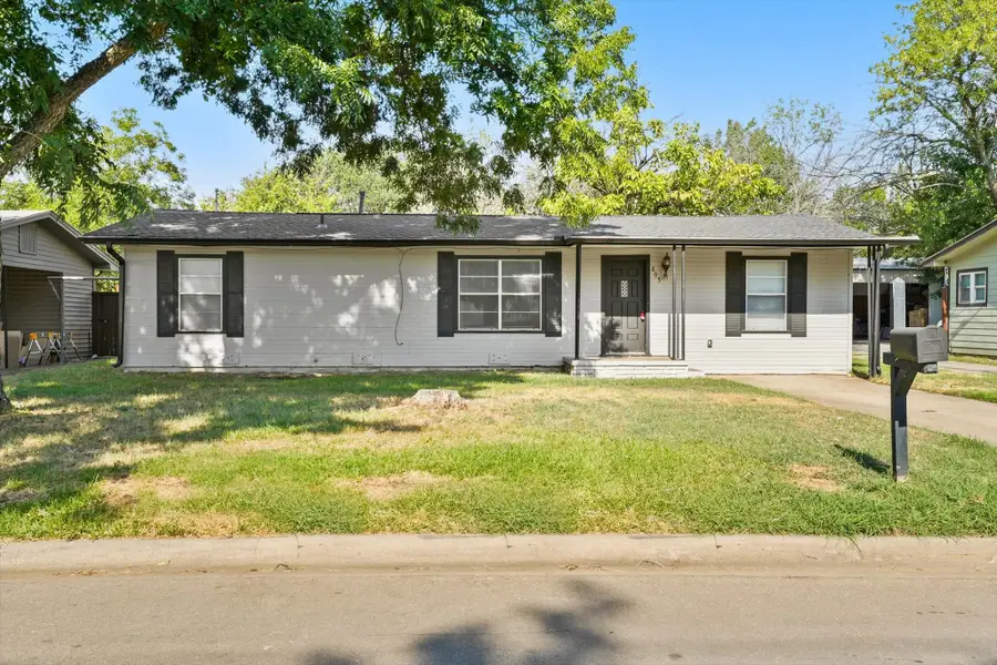 805 Mulkey Lane, Denton, TX 76209 - Image #2