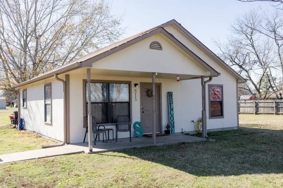 515 Longbotham, Wortham, TX 76693 - #2