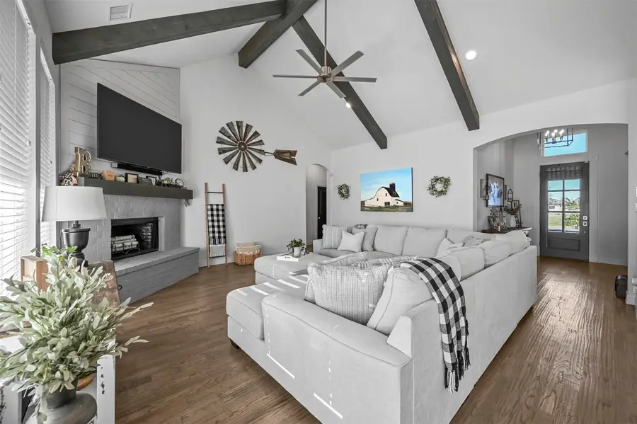 129 Southern Court, Springtown, TX 76082 - #3