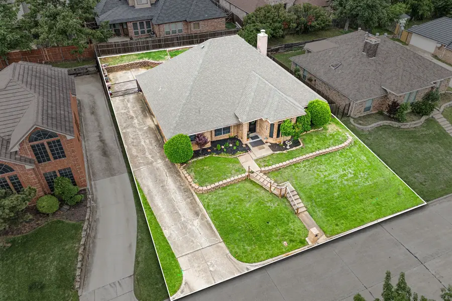 3229 David Drive, Hurst, TX 76054 - Image #2