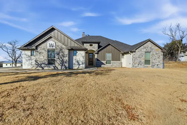 1025 Churchill Lane, Millsap, TX 76066