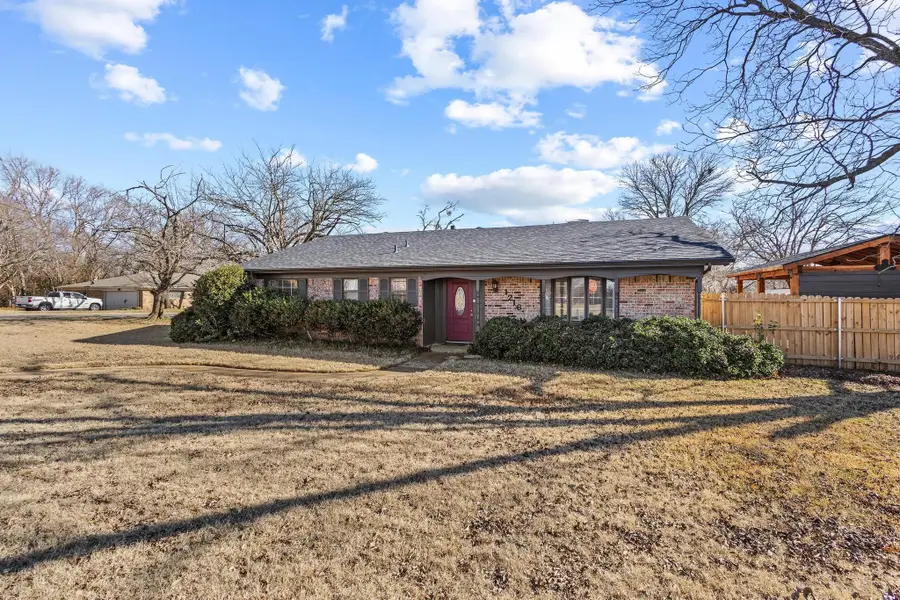 1216 W Lamberth Road, Sherman, TX 75092 - #2