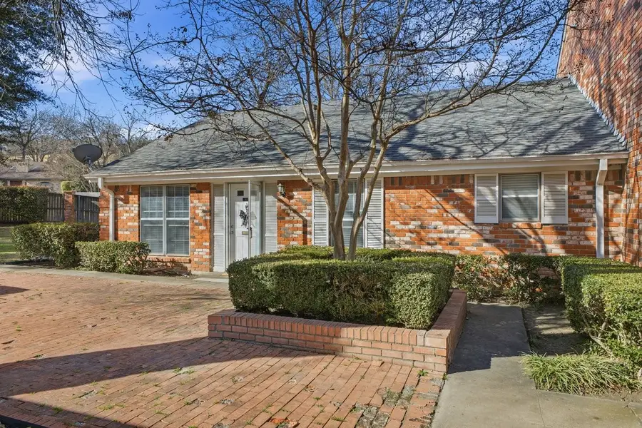 907 Roaring Springs Road, Fort Worth, TX 76114 - #2