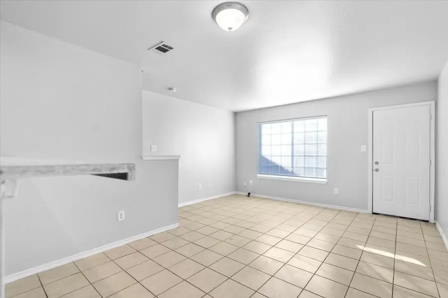 1922 Saint Louis Avenue, Fort Worth, TX 76110 - #2