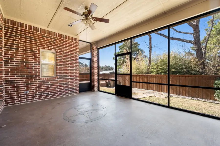 1902 Melbourne Drive, Pantego, TX 76013 - #3