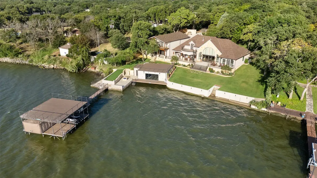 12210 Lake Forest Drive, Azle, TX 76020 - #1