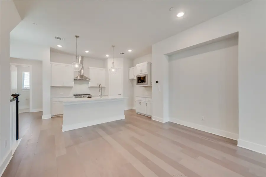 724 Ash Road, Plano, TX 75075 - #2