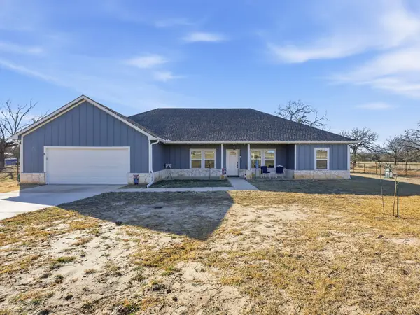 231 Julian Lane, Poolville, TX 76487