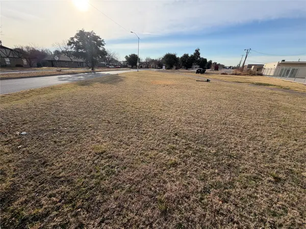 9999 Brockbank Drive, Dallas, TX 75220