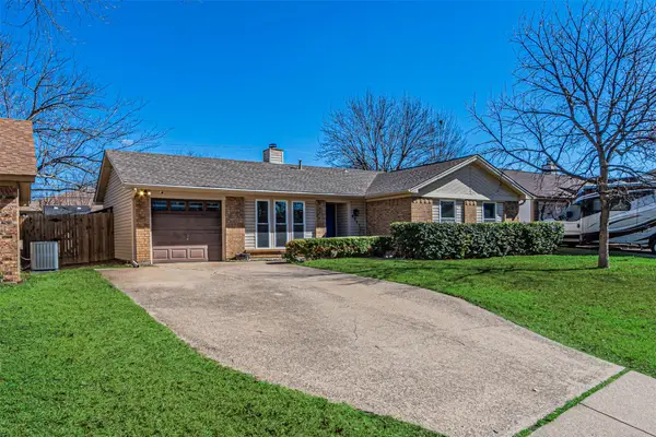 4211 Windhurst Drive, Arlington, TX 76015