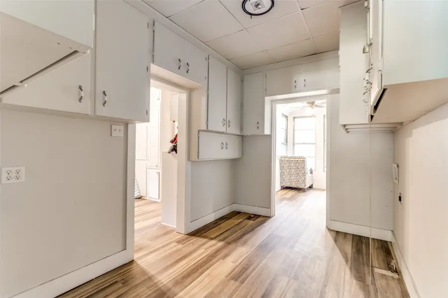 511 N Virginia Street, Terrell, TX 75160 - #2