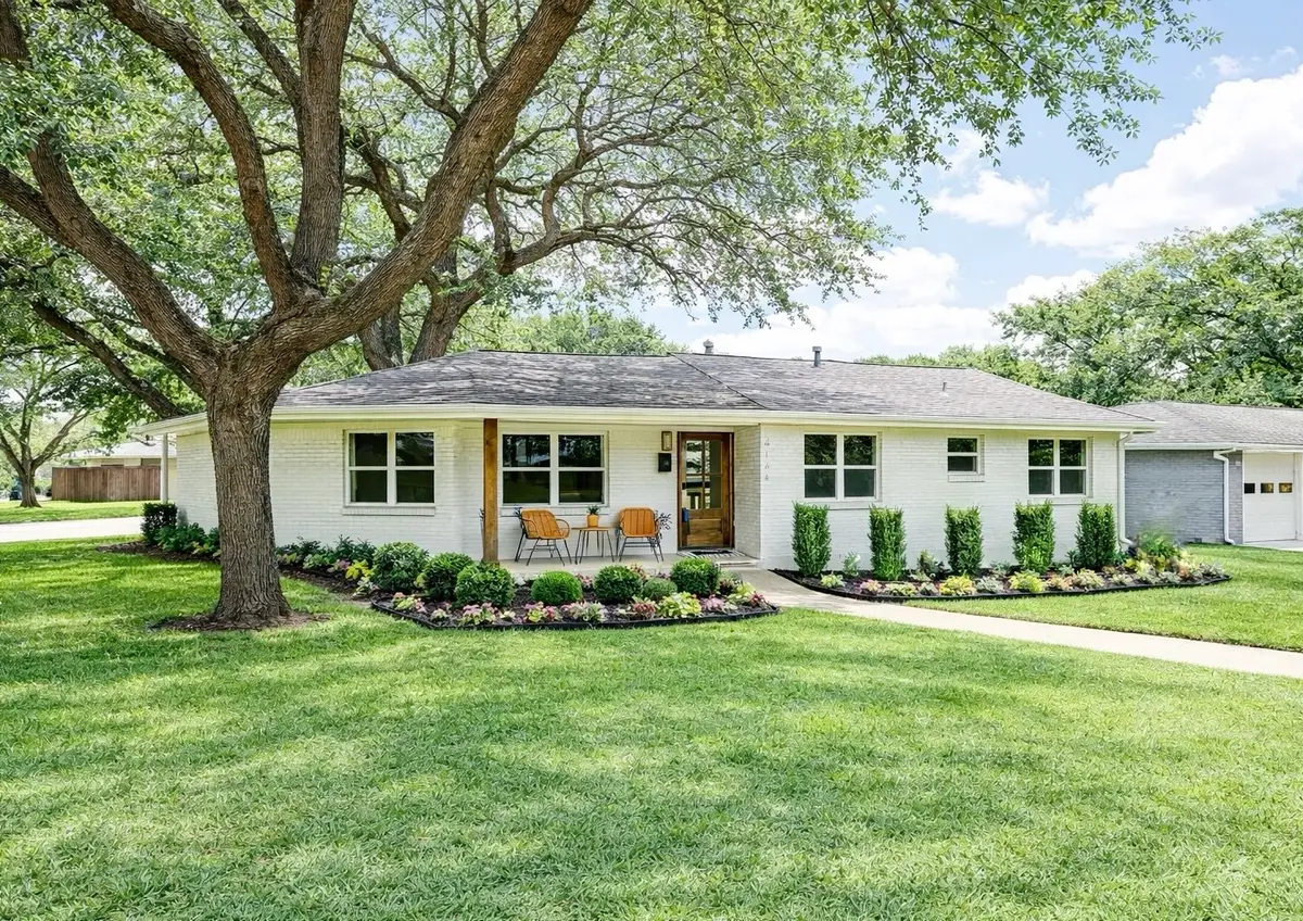 4144 Whitfield Avenue, Fort Worth, TX 76109 - #1