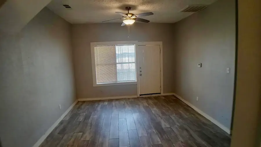 1509 W Page Avenue, Dallas, TX 75208 - #3