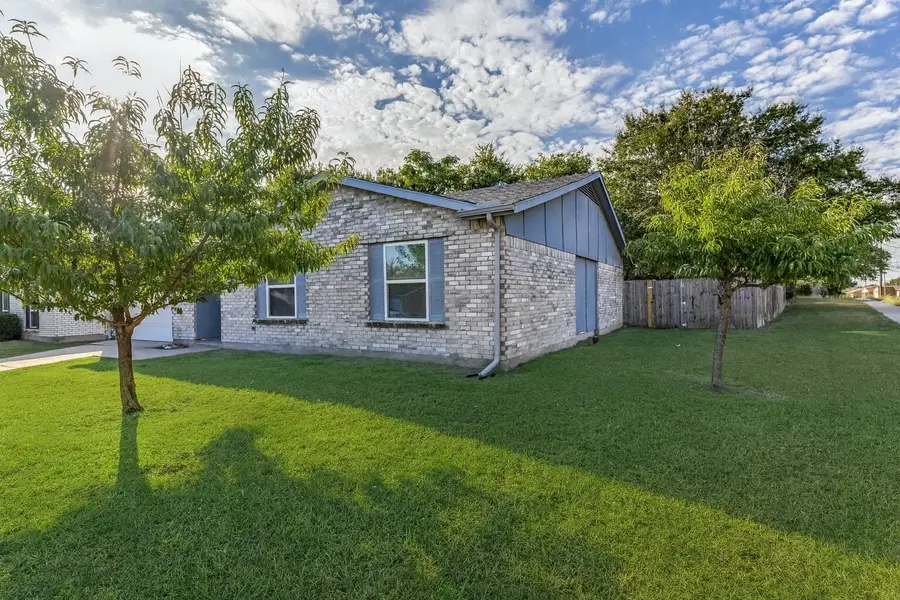 7100 Winchester Road, North Richland Hills, TX 76182 - #2