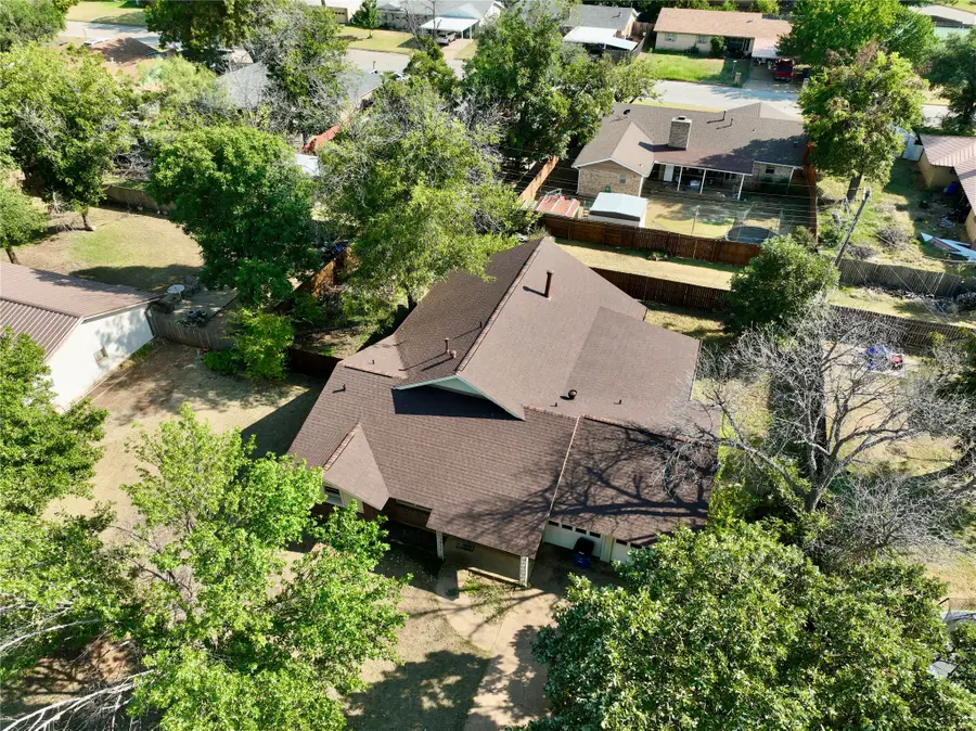 1307 Sycamore Street, Breckenridge, TX 76424 - #2