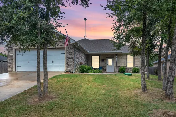 4720 Medina Street, Granbury, TX 76048