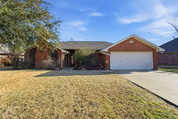 1461 Oakwood Drive, Stephenville, TX 76401