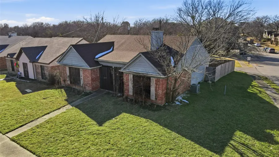 815 Apache, Dallas, TX 75217 - #2