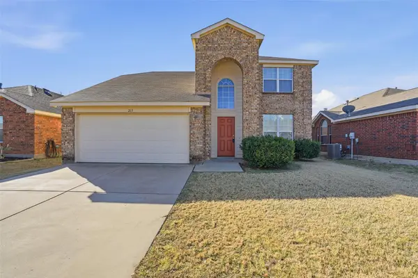213 Beechgrove Terrace, Fort Worth, TX 76140