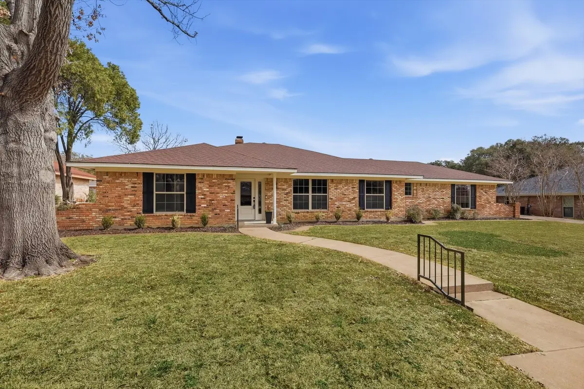 6713 Del Prado Avenue, Fort Worth, TX 76133 - #1
