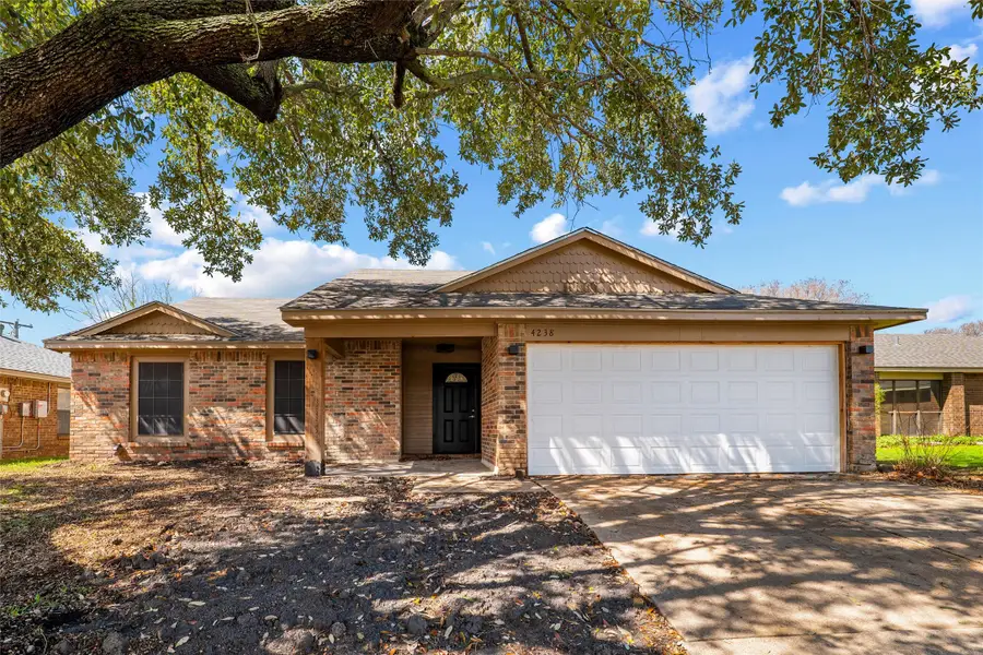4238 Emerson Drive, Grand Prairie, TX 75052 - #3