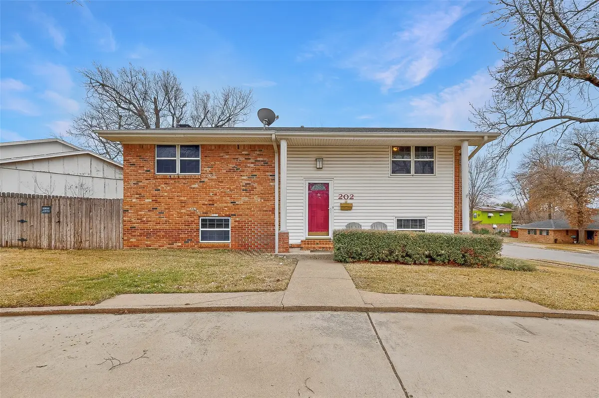 202 Senter Valley Road, Irving, TX 75060 - #1