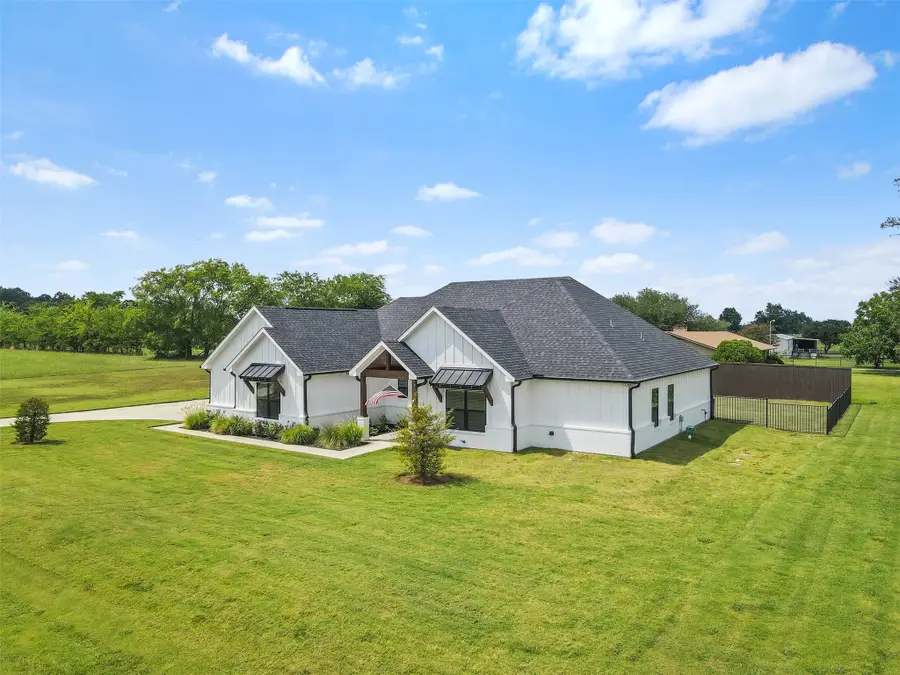 11 Nicklaus Drive, Sulphur Springs, TX 75482 - #2