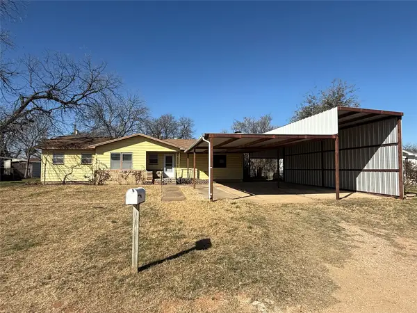 418 Pecan Street, Clyde, TX 79510
