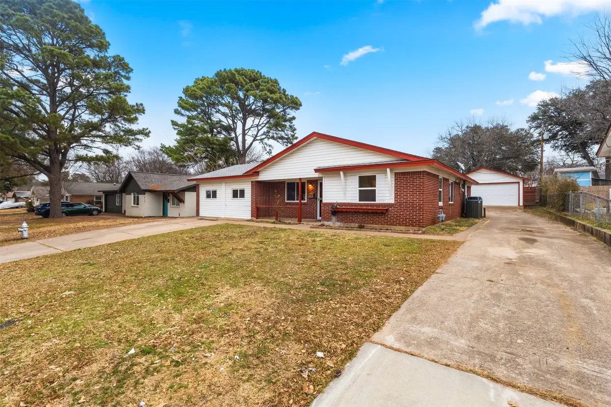 501 Franklin Drive, Euless, TX 76040 - #1