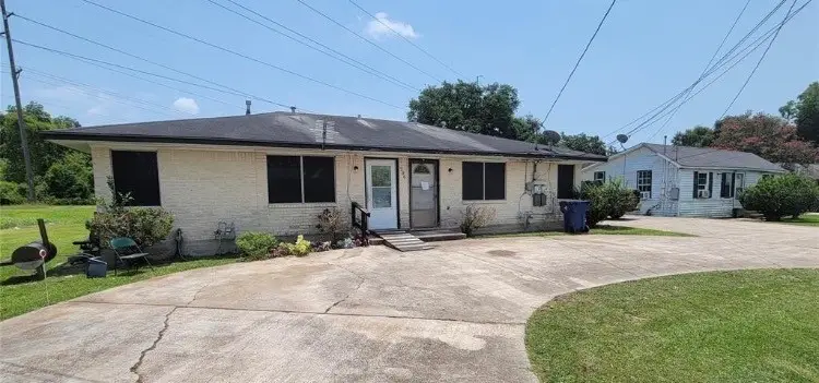 206 Robertson Street, Texas City, TX 77591 - #1
